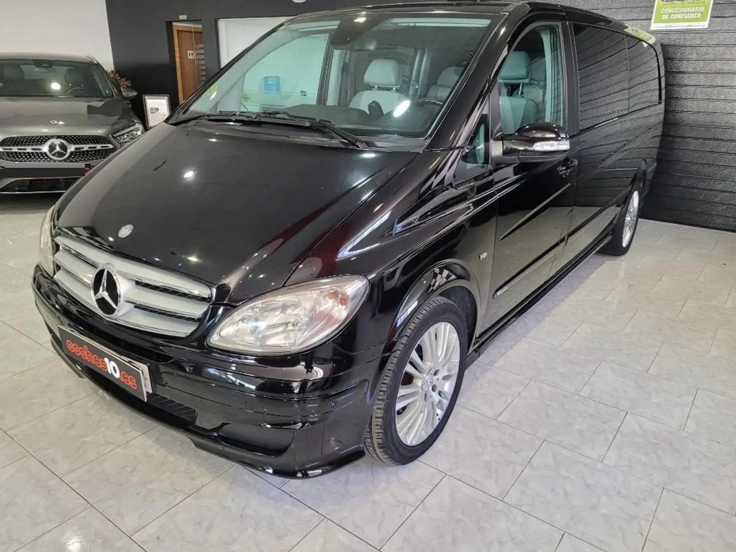 Mercedes-Benz Viano 3.0CDI Ambiente Larga Aut. Negro - 2