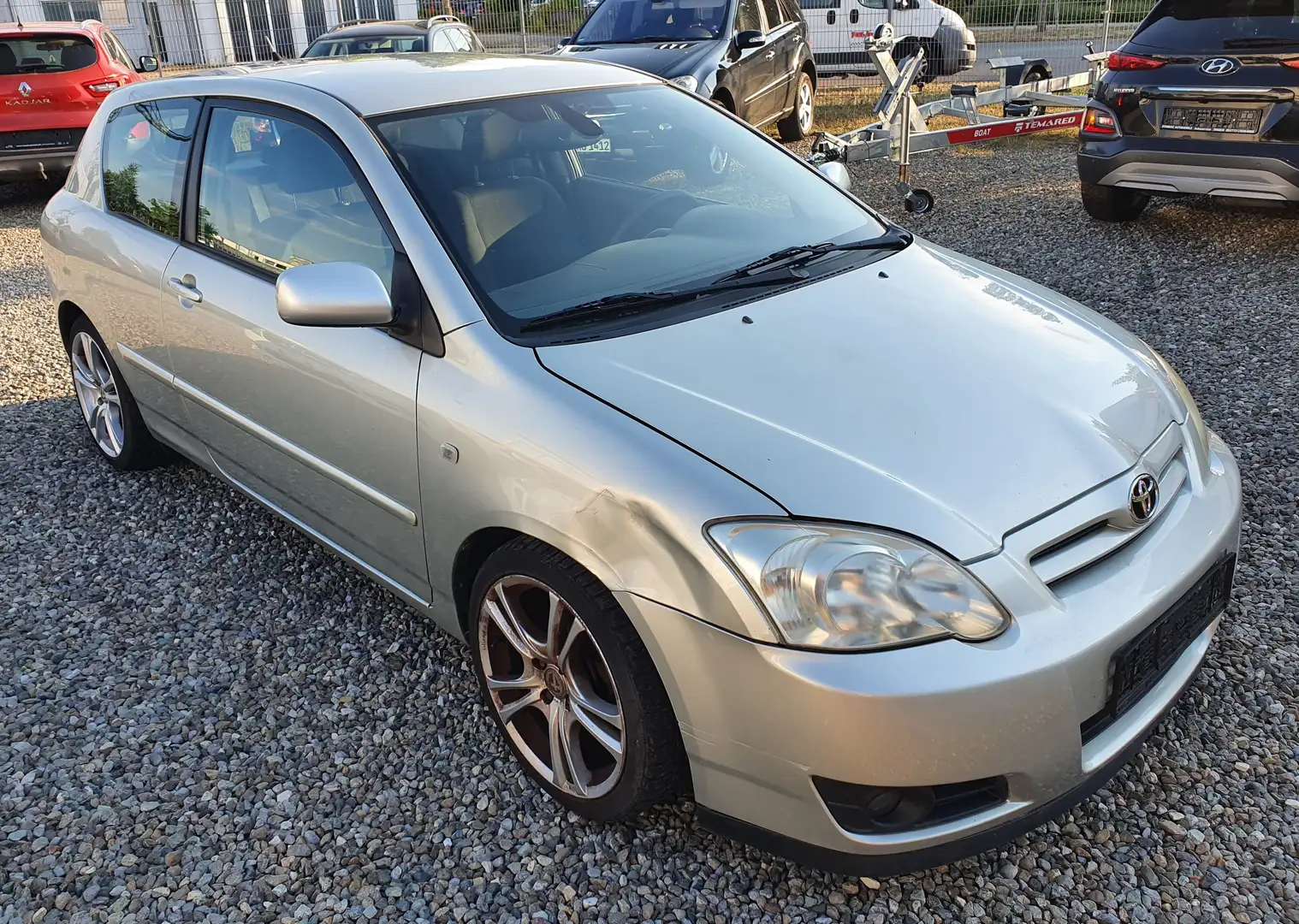 Toyota Corolla 1.6 VVT-i Gris - 2