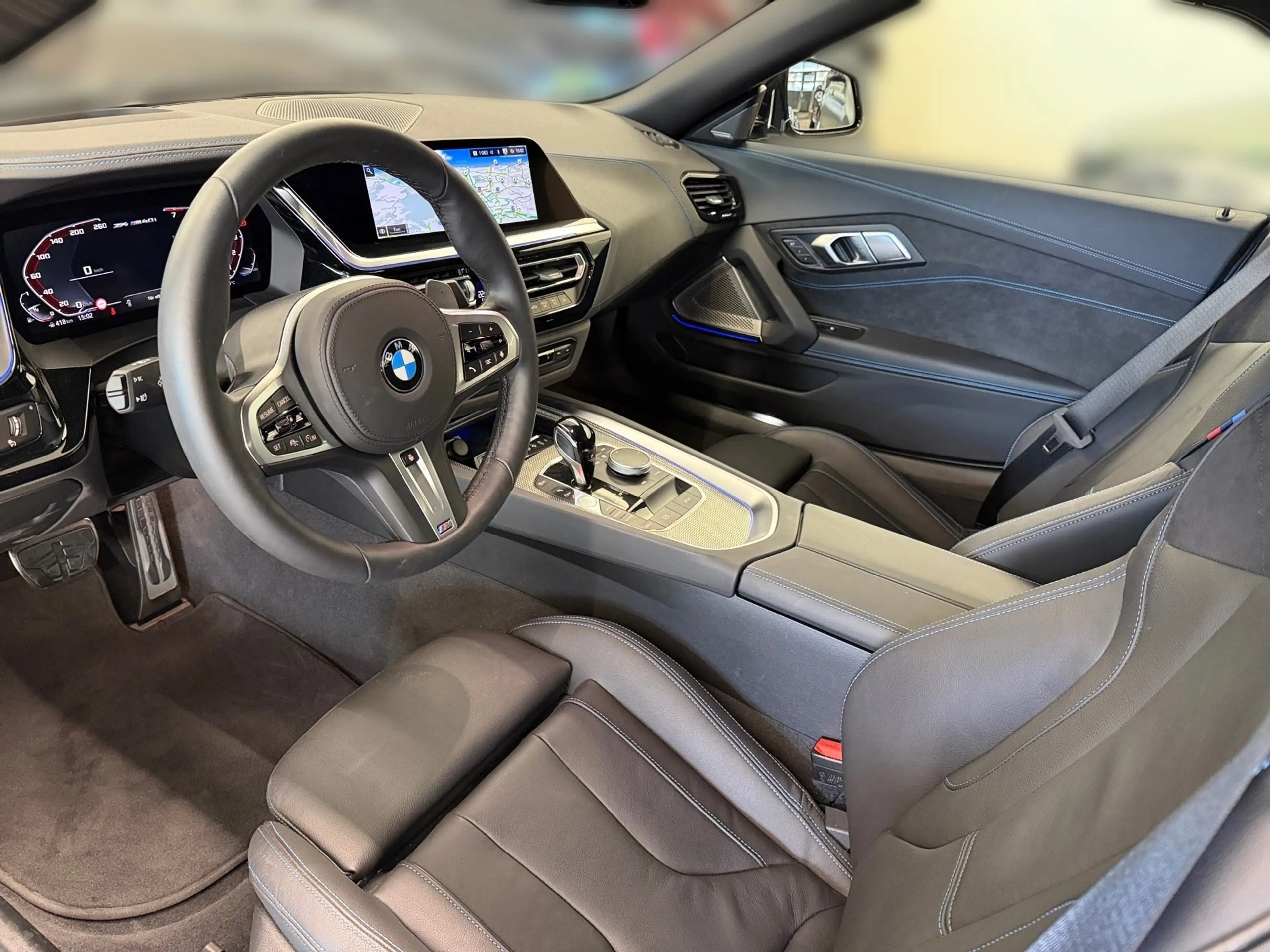 BMW Z4 sDrive M40i — photo 9