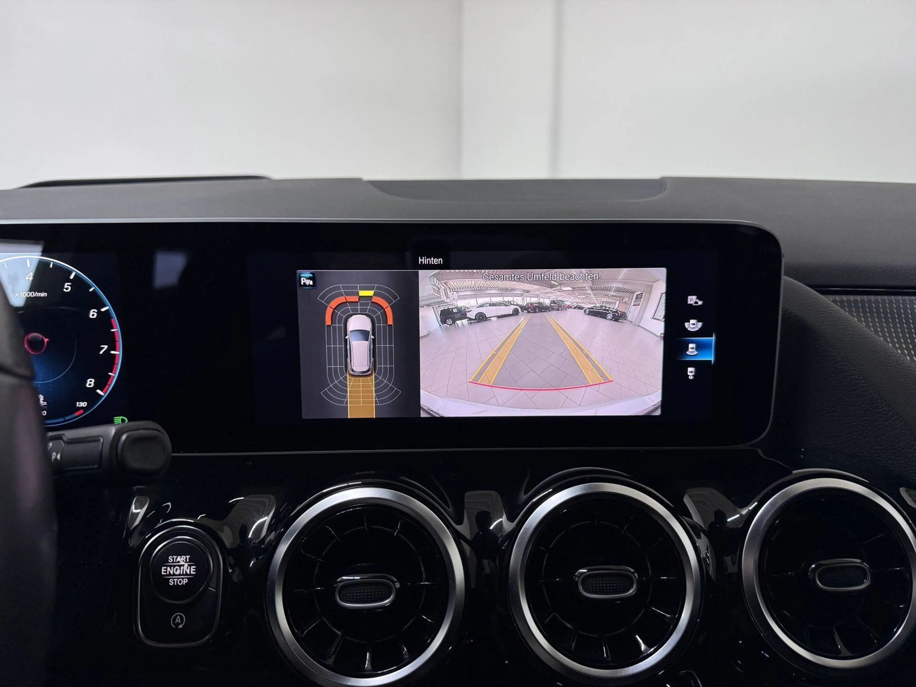 Mercedes-Benz B 220 PROGRESSIVE+DISTR+AHK+HUD+LED+KAM+SPUR — photo 11