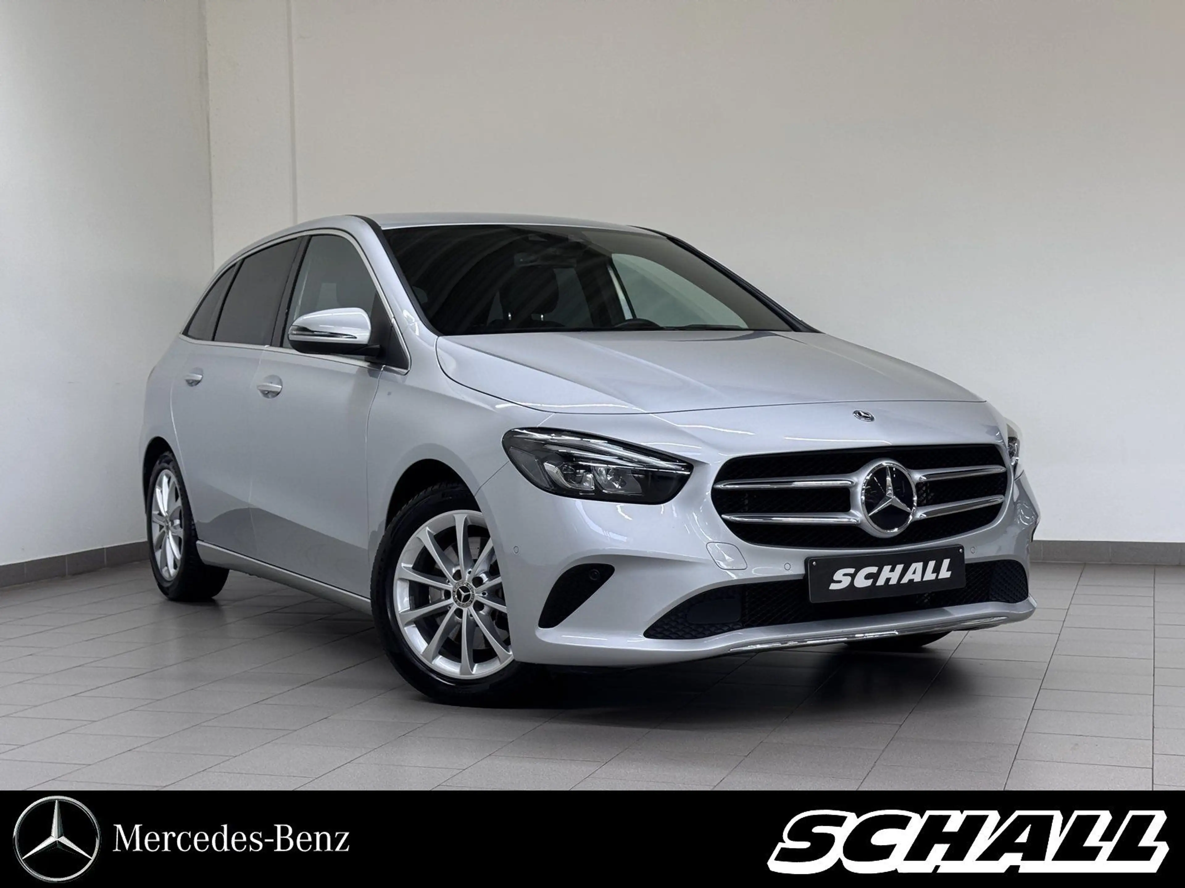 Mercedes-Benz B 220 PROGRESSIVE+DISTR+AHK+HUD+LED+KAM+SPUR