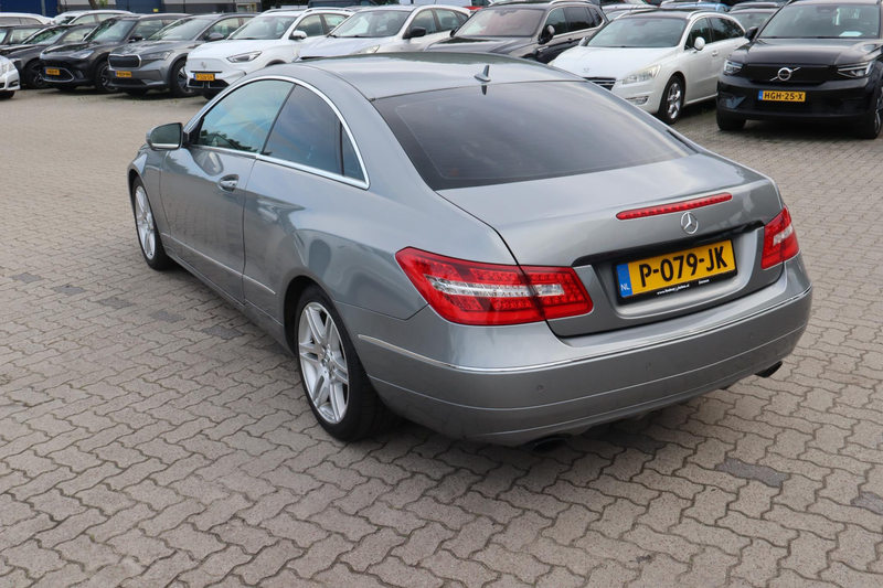 Mercedes-Benz E 350 Coupé CGI Elegance Cruise Control, Climate Control — photo 3