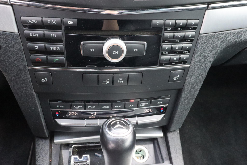 Mercedes-Benz E 350 Coupé CGI Elegance Cruise Control, Climate Control — photo 20