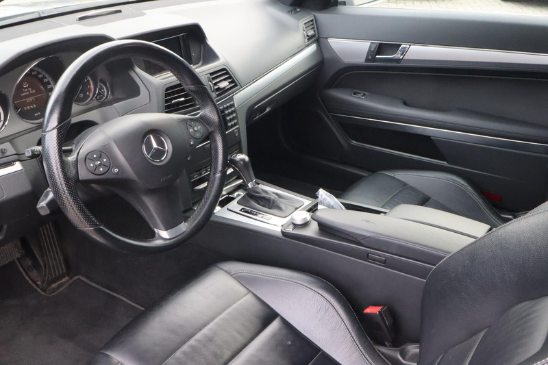 Mercedes-Benz E 350 Coupé CGI Elegance Cruise Control, Climate Control — photo 2