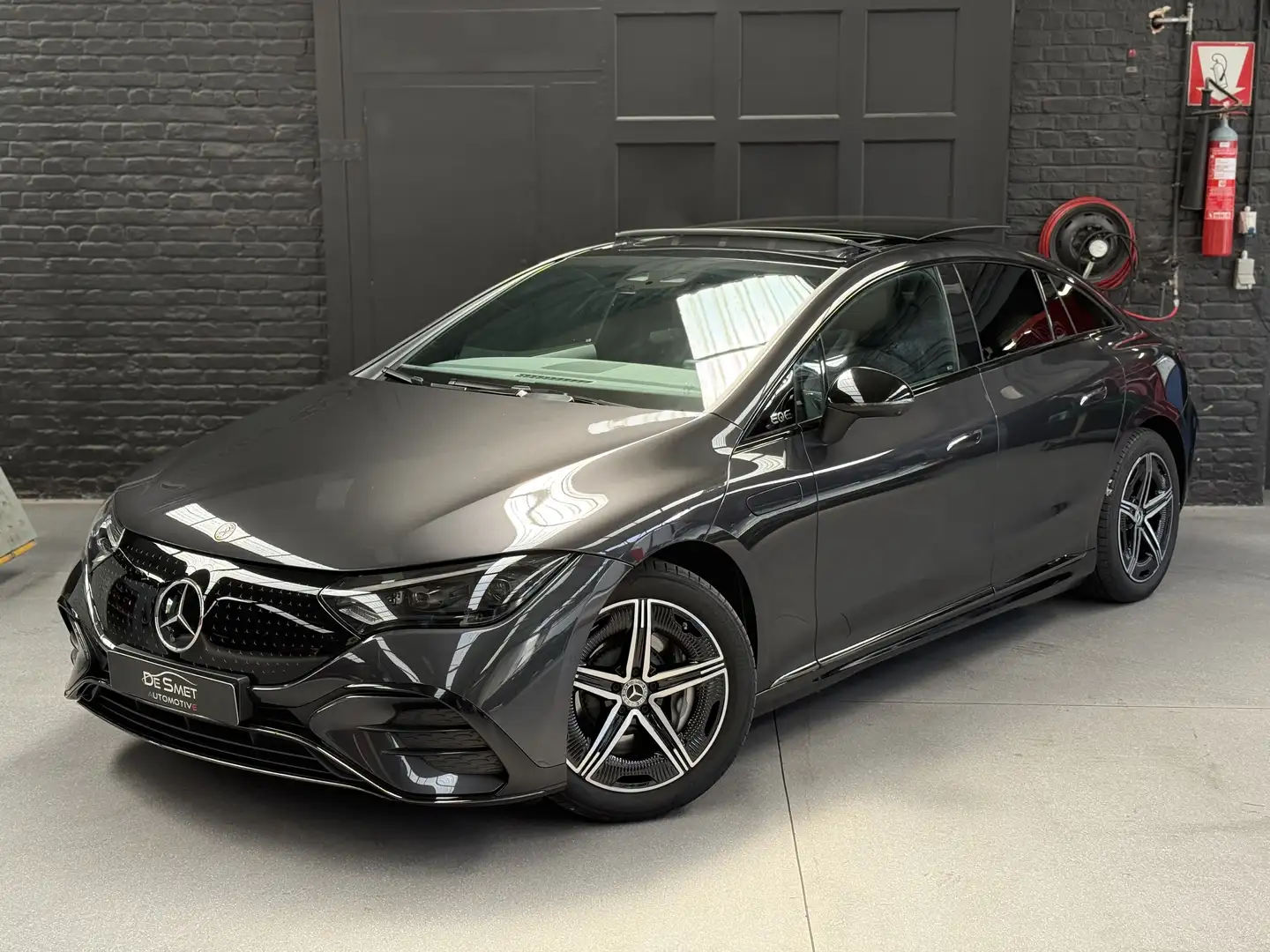 Mercedes-Benz EQE 300 Edition AMG Line #360camera #pano #nightpack Grigio - 1