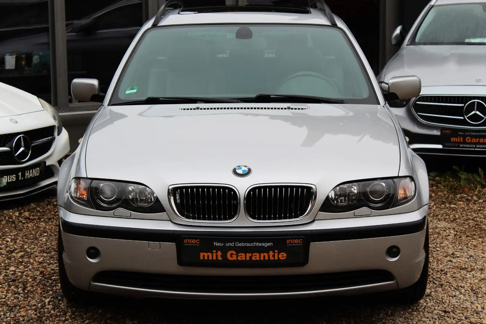 BMW 325 i Touring Edition Exclusive LEDER XENON PDC Silber - 2