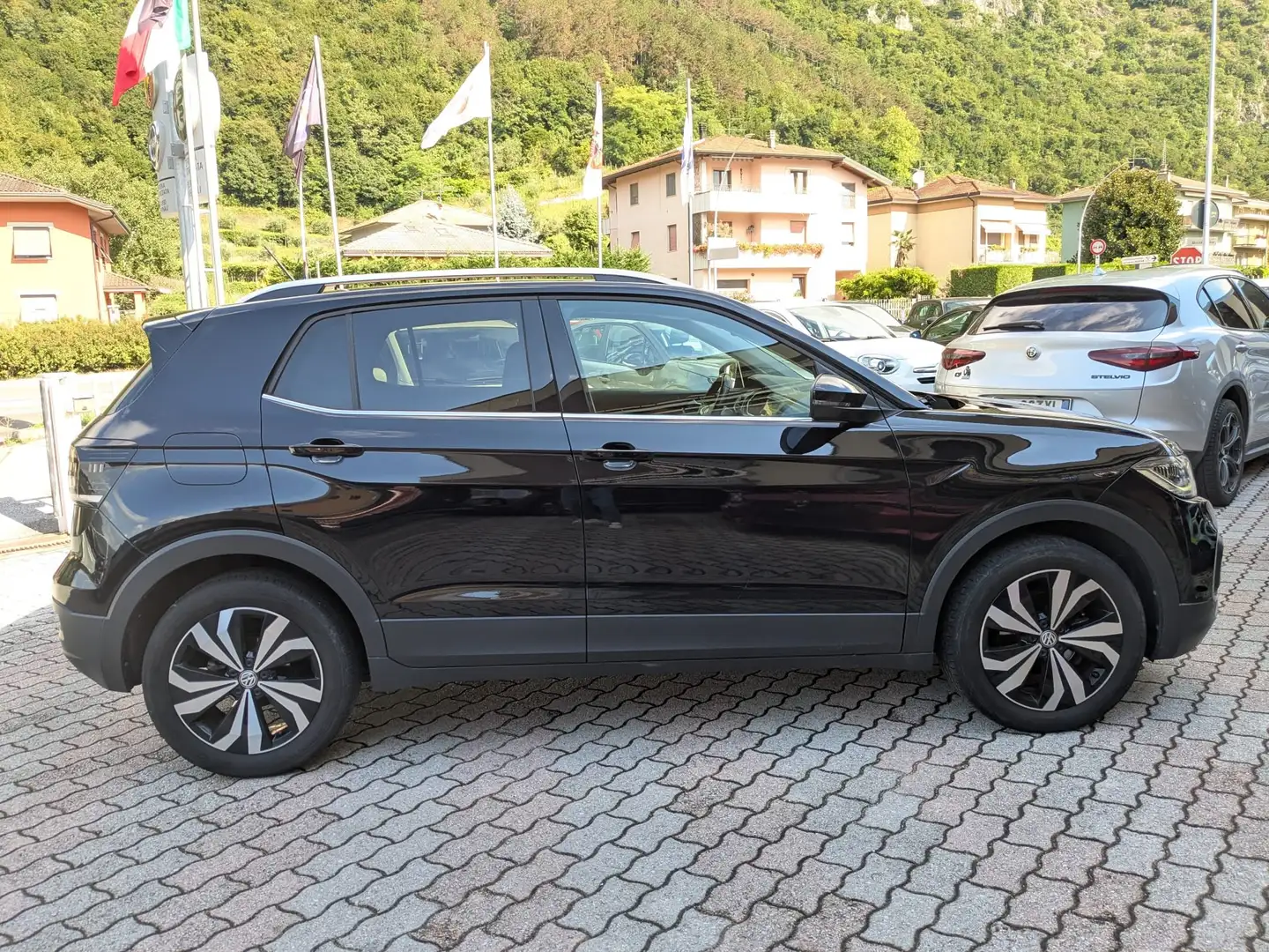 Volkswagen T-Cross Negro - 1