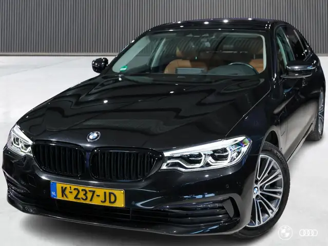 BMW 530 530E SPORT LINE / SOFTCLOSE / HEADUP / LEDER / HIF