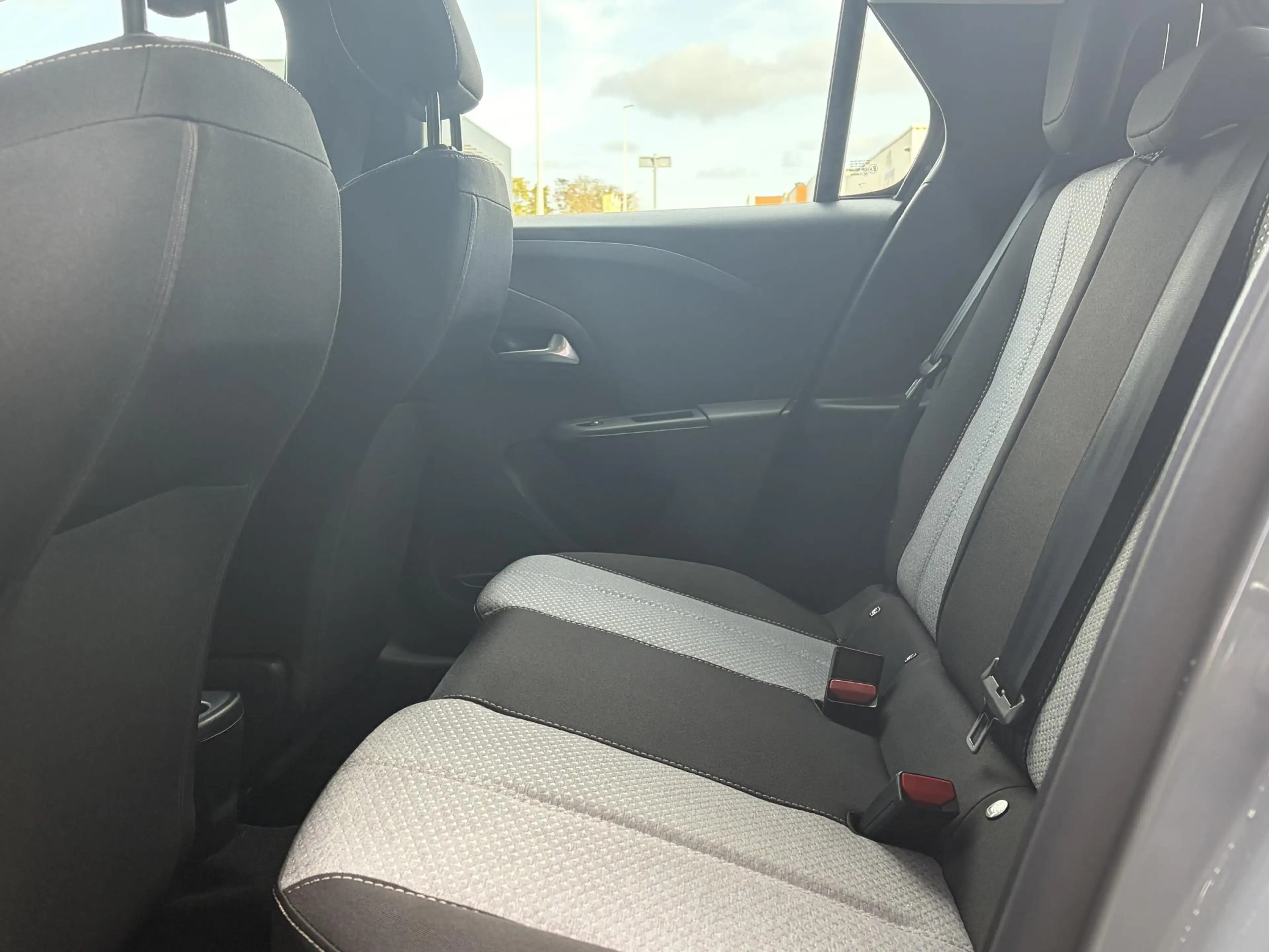 Opel Corsa-e Electric Edition EV 51kWh 156pk | LONG RANGE | 8 J — photo 15