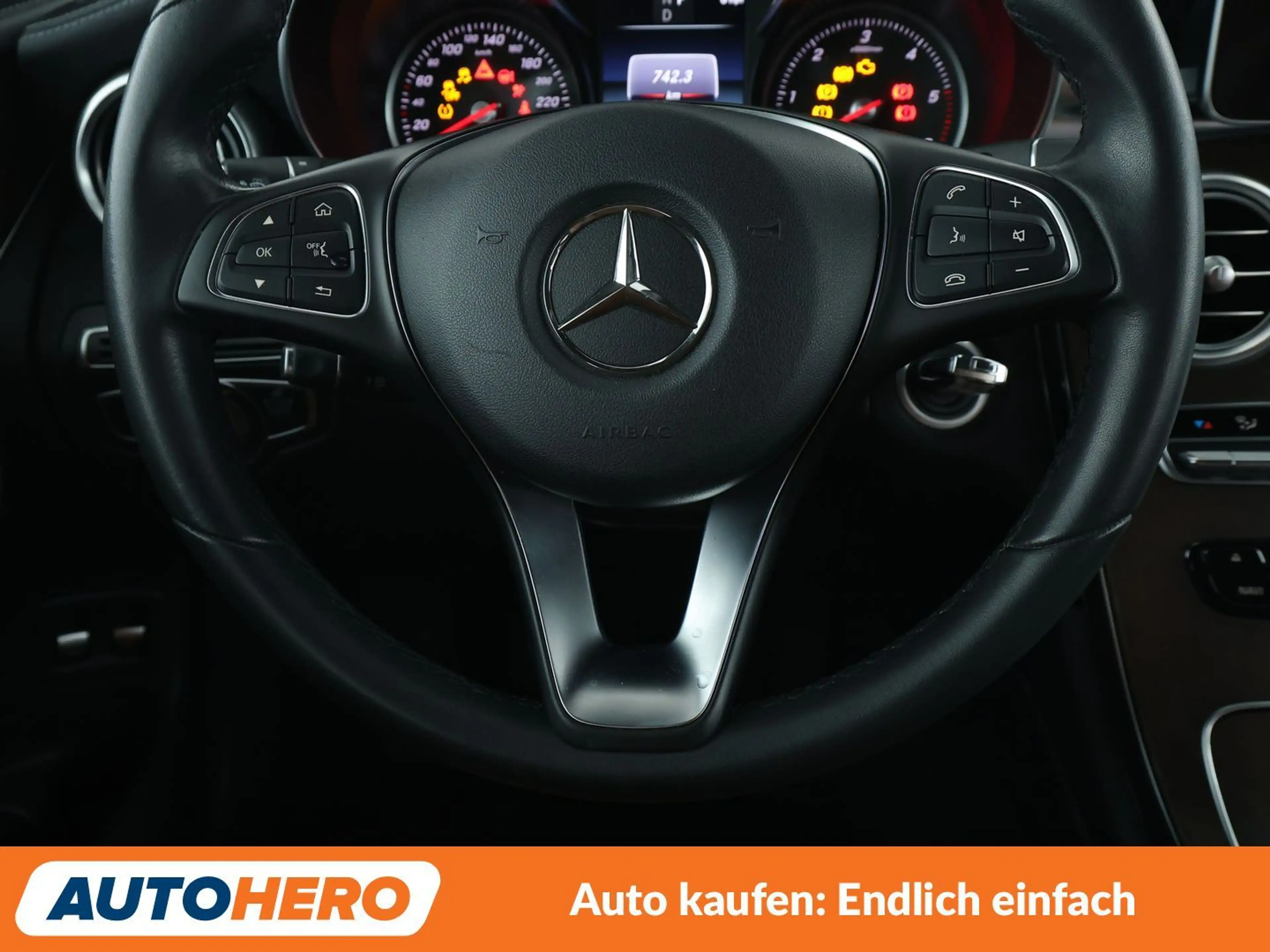 Mercedes-Benz GLC 220 4Matic AMG Line Aut.*LED*NAVI*TEMPO*PDC*SHZ*KLIMA* — photo 13
