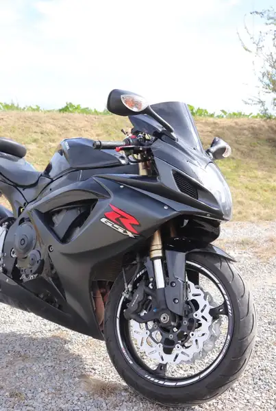 Suzuki GSX-R 600 - foto 5