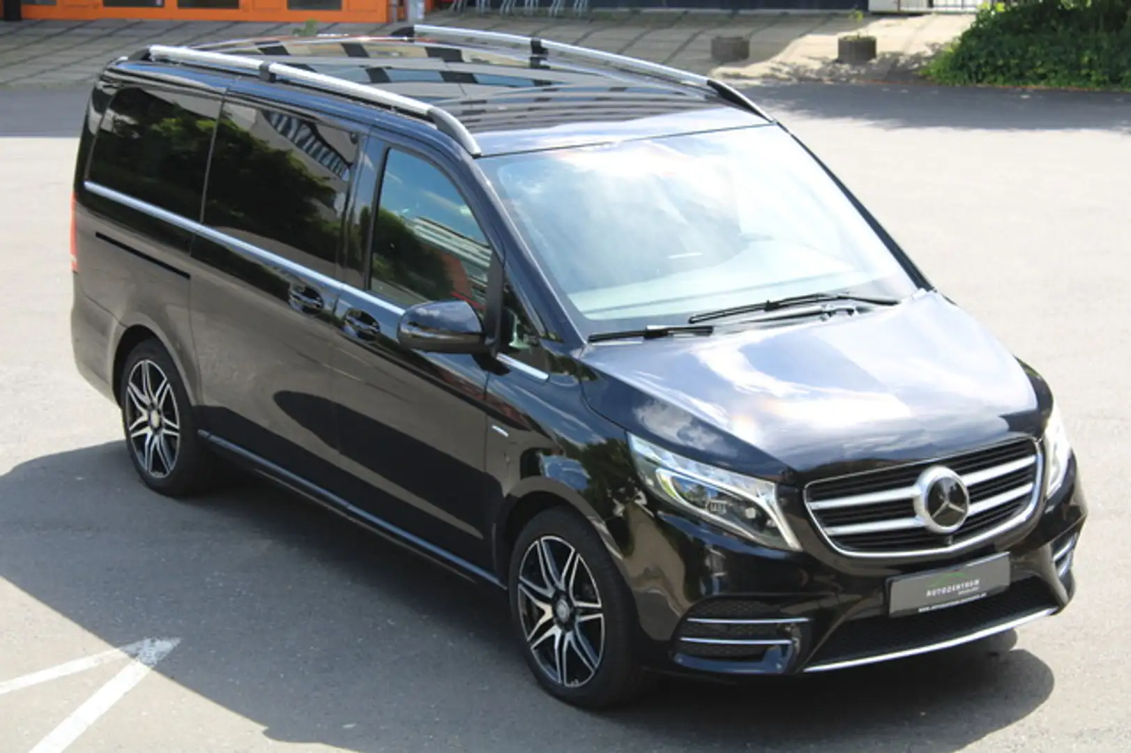 Mercedes-Benz V 250 d lang AMG-Line/Pano/Burmester/Kamera/SHZ Чорний - 1