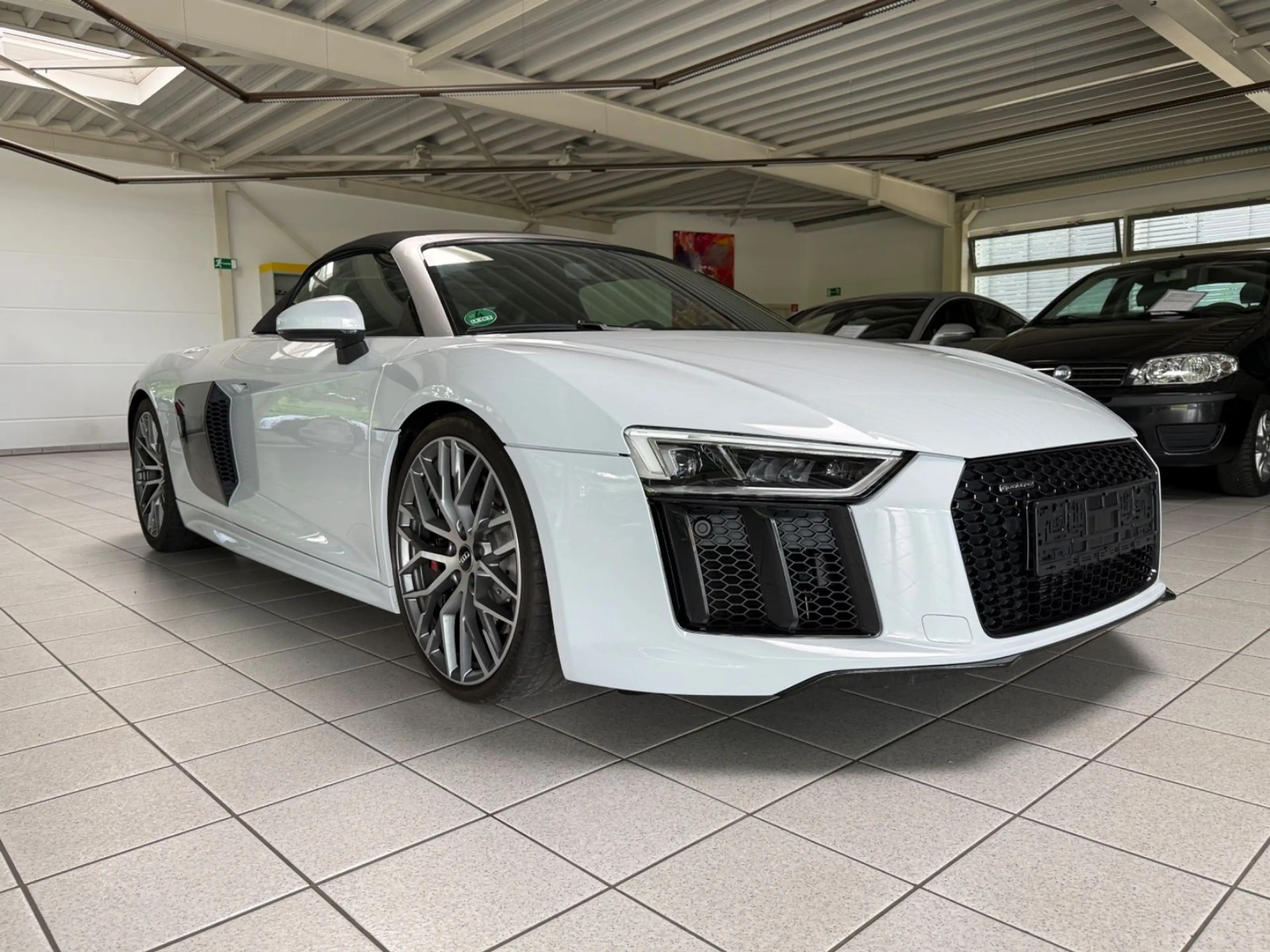 Audi R8 Spyder 5.2 FSI quattro*HU-AU NEU* — photo 7