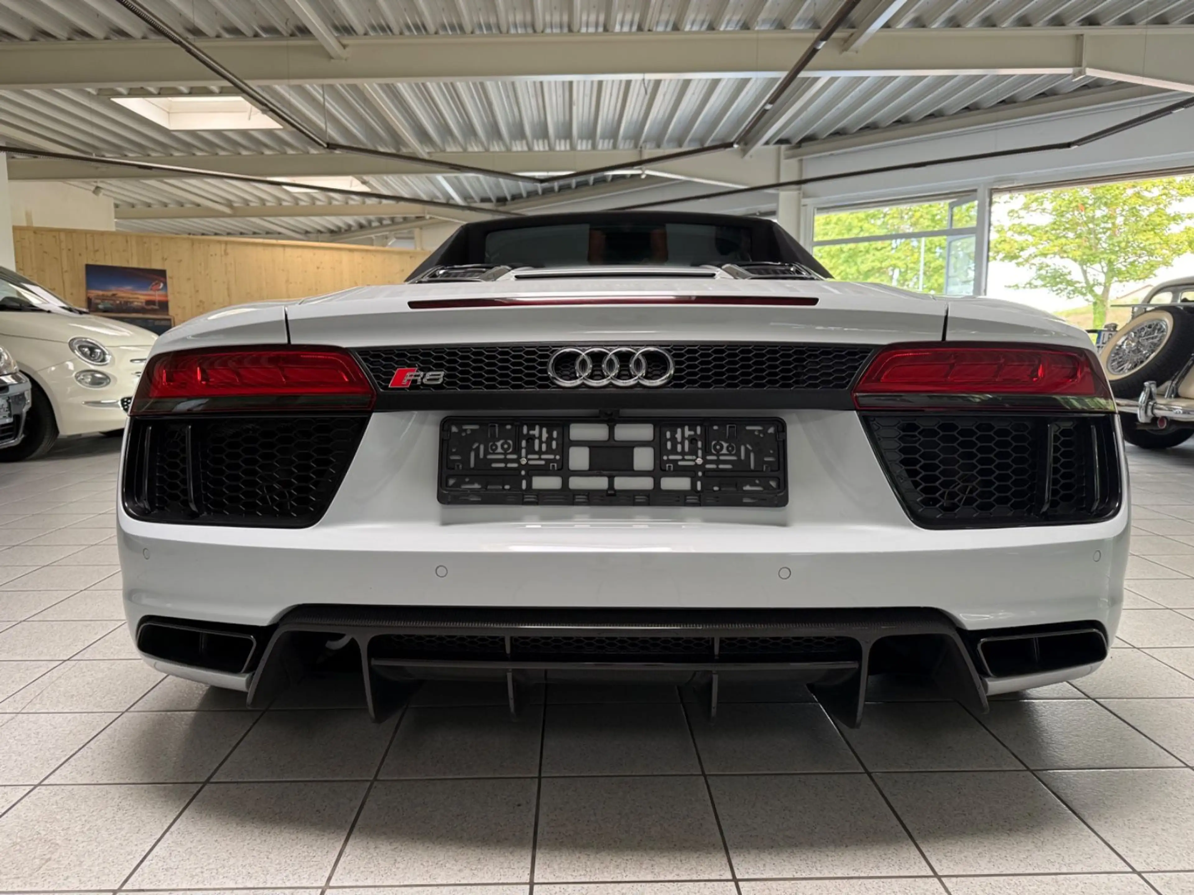 Audi R8 Spyder 5.2 FSI quattro*HU-AU NEU* — photo 4