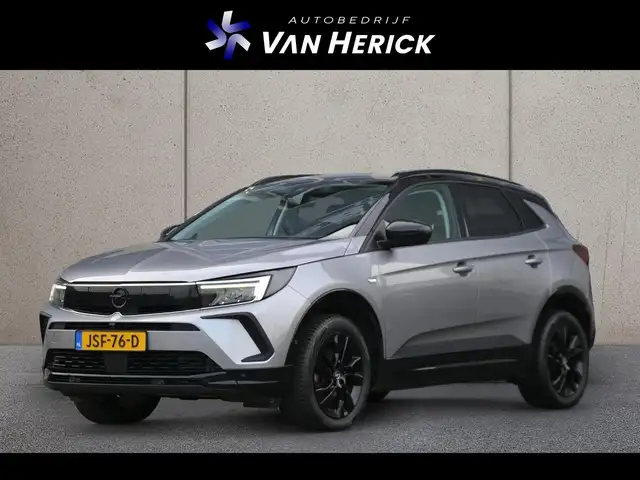 Opel Grandland 1.2 Turbo GS Line 130PK Automaat | Navigatie | Ach