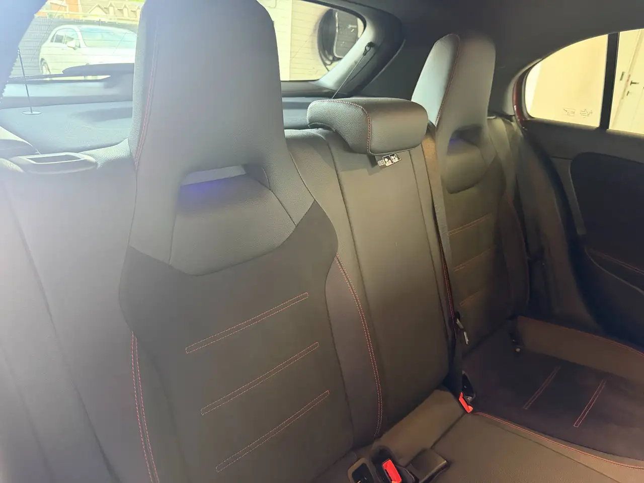 Mercedes-Benz A-Class A 250 e PHEV AMG line, миниатюра 19