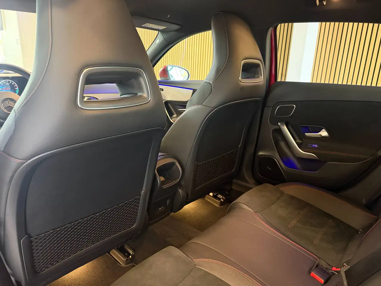 Mercedes-Benz A-Class A 250 e PHEV AMG line, миниатюра 18