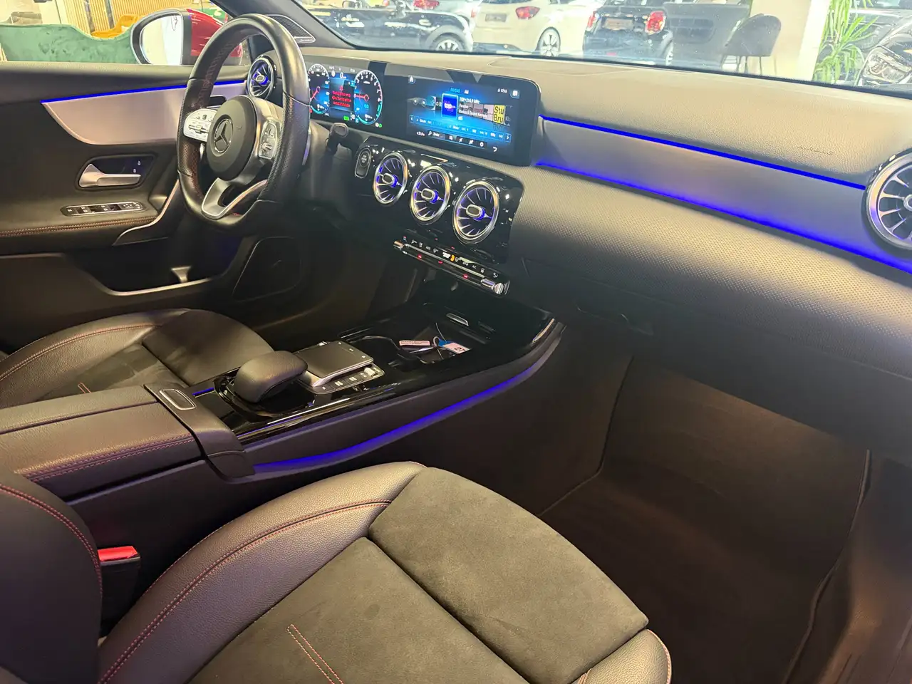 Mercedes-Benz A-Class A 250 e PHEV AMG line, миниатюра 10