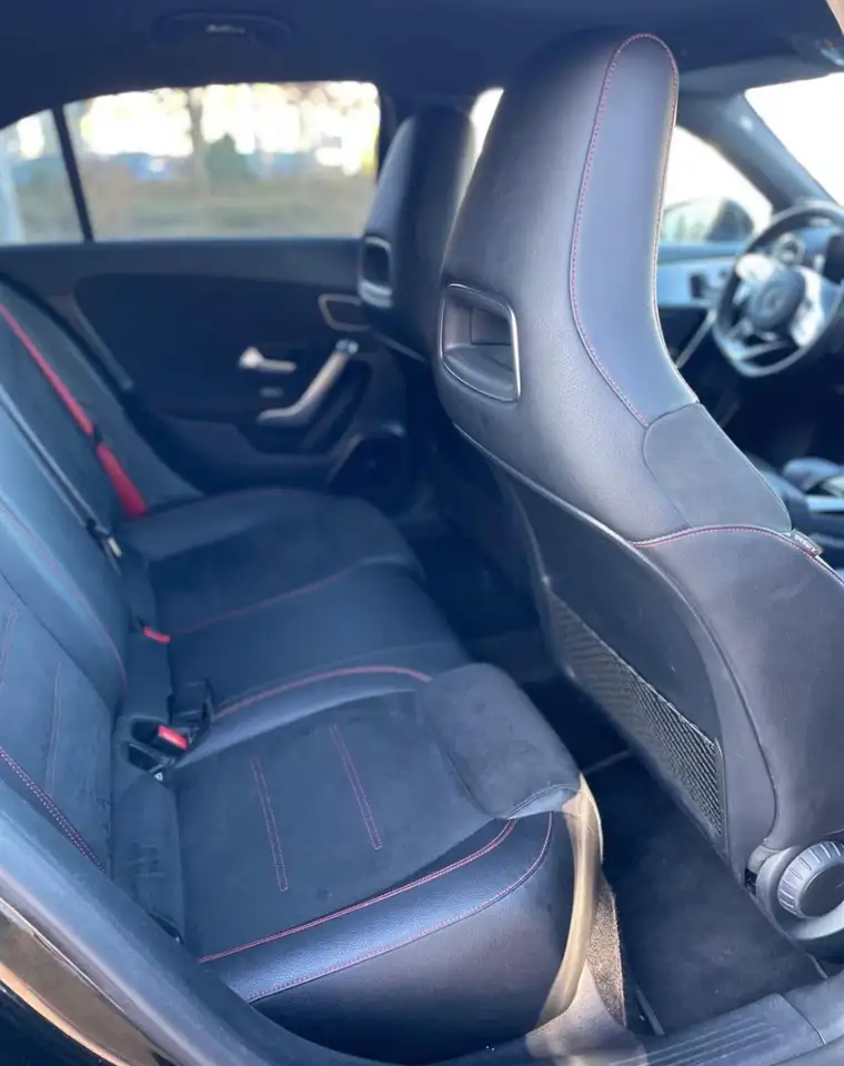 Mercedes-Benz A 35 AMG