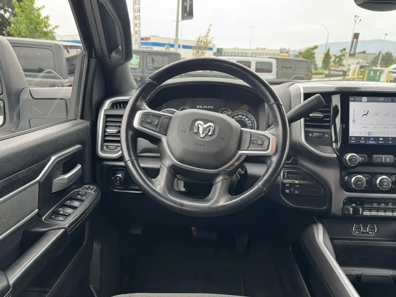 RAM 2500 снимка RAM 2500