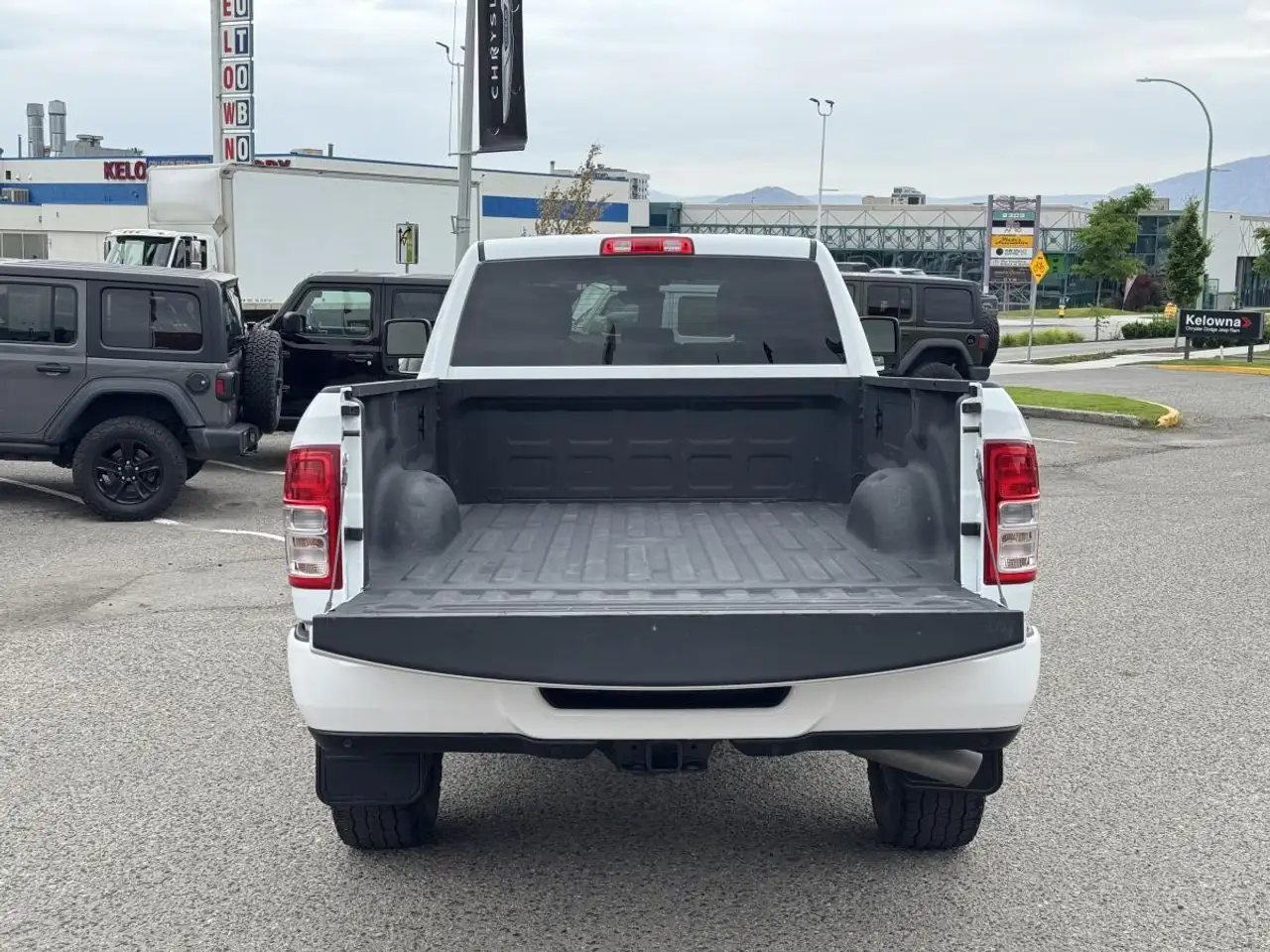 RAM 2500 снимка RAM 2500