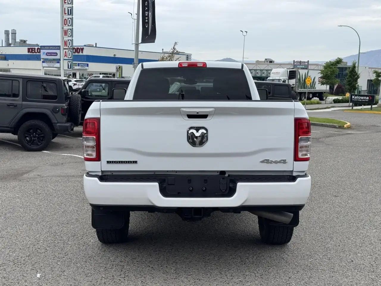 RAM 2500 снимка RAM 2500