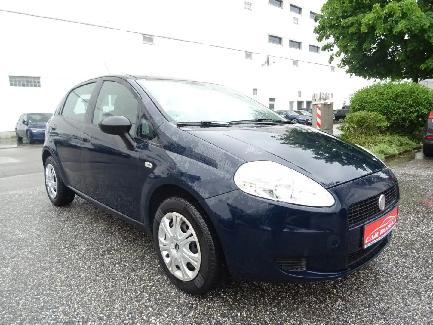Fiat Grande Punto 1.2 8V Actual Blau - 2