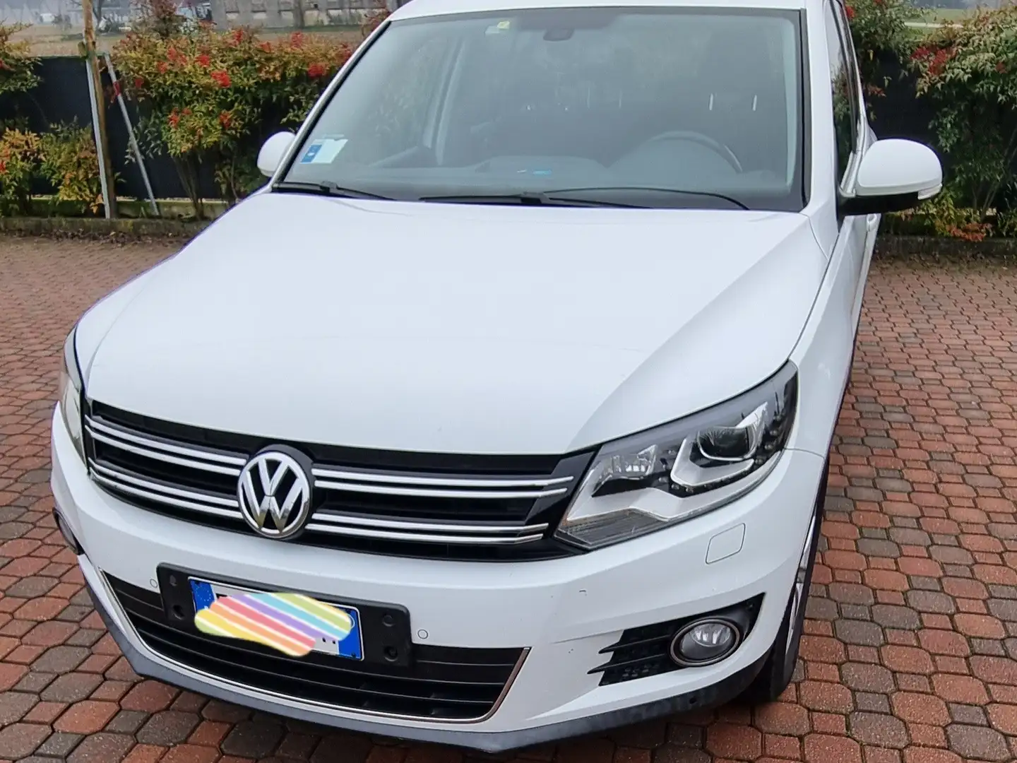 Volkswagen Touran 2.0 tdi Highline 170cv dsg dpf - 1