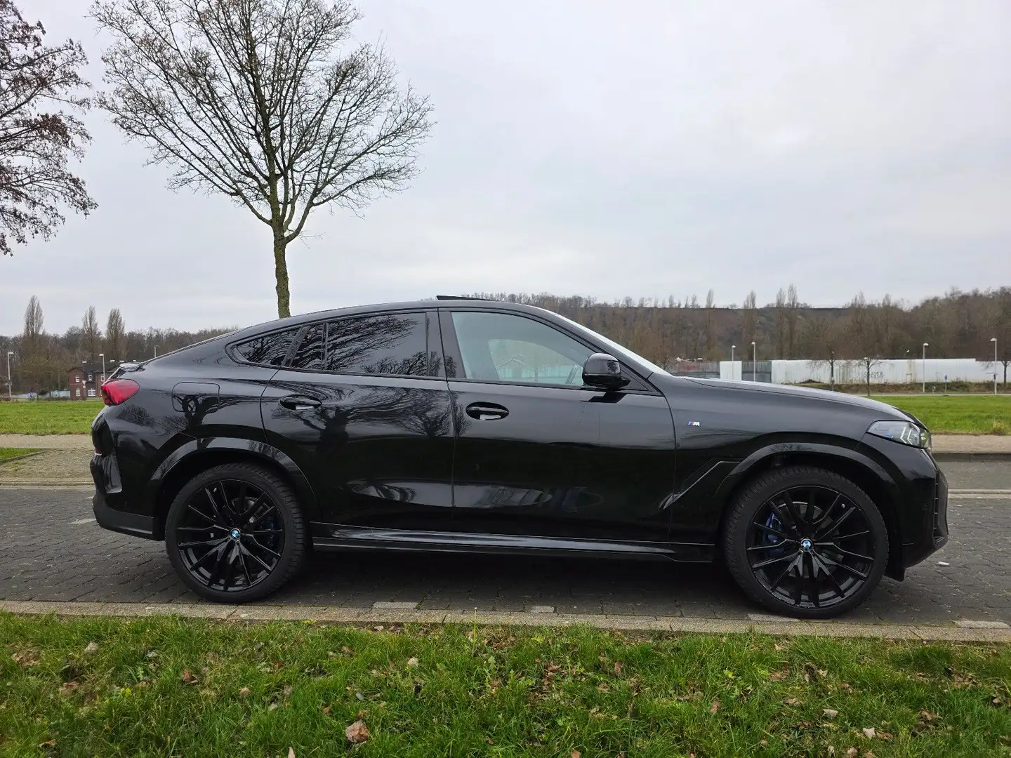BMW X6 xDrive30d MSport LCI | M Sportpaket Pro | VOLL Noir - 2