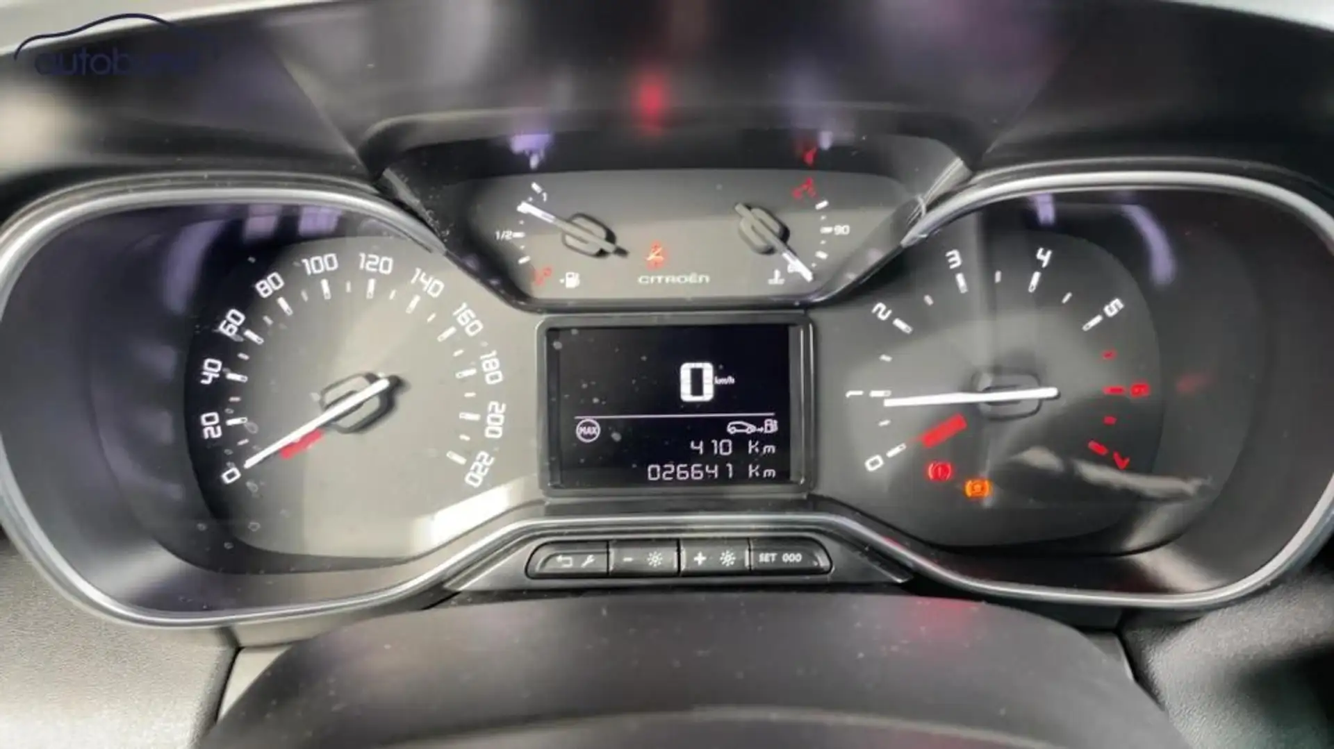 Citroen C3 III Aircross 1,2 PureTech Shine Pack Alu Ka Weiß - 2