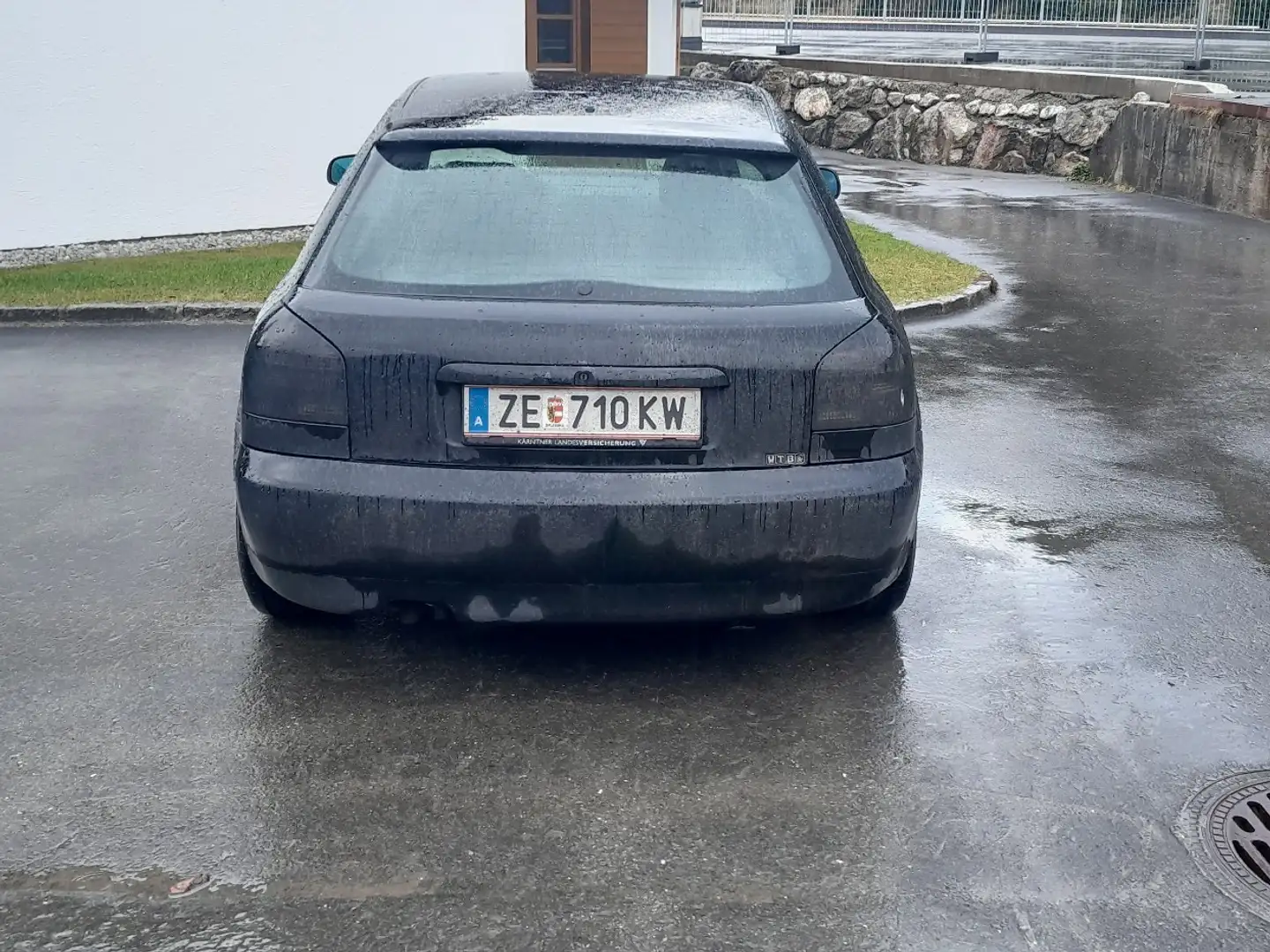 Audi A3 1,9 Entry TDI Negro - 1
