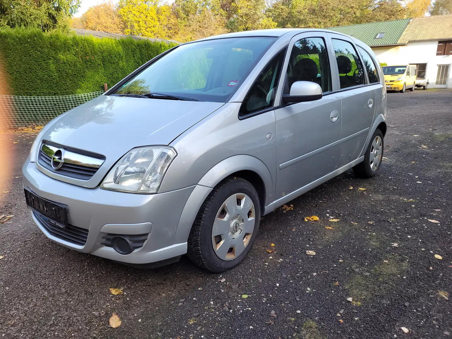Opel Meriva Basis Silber - 1