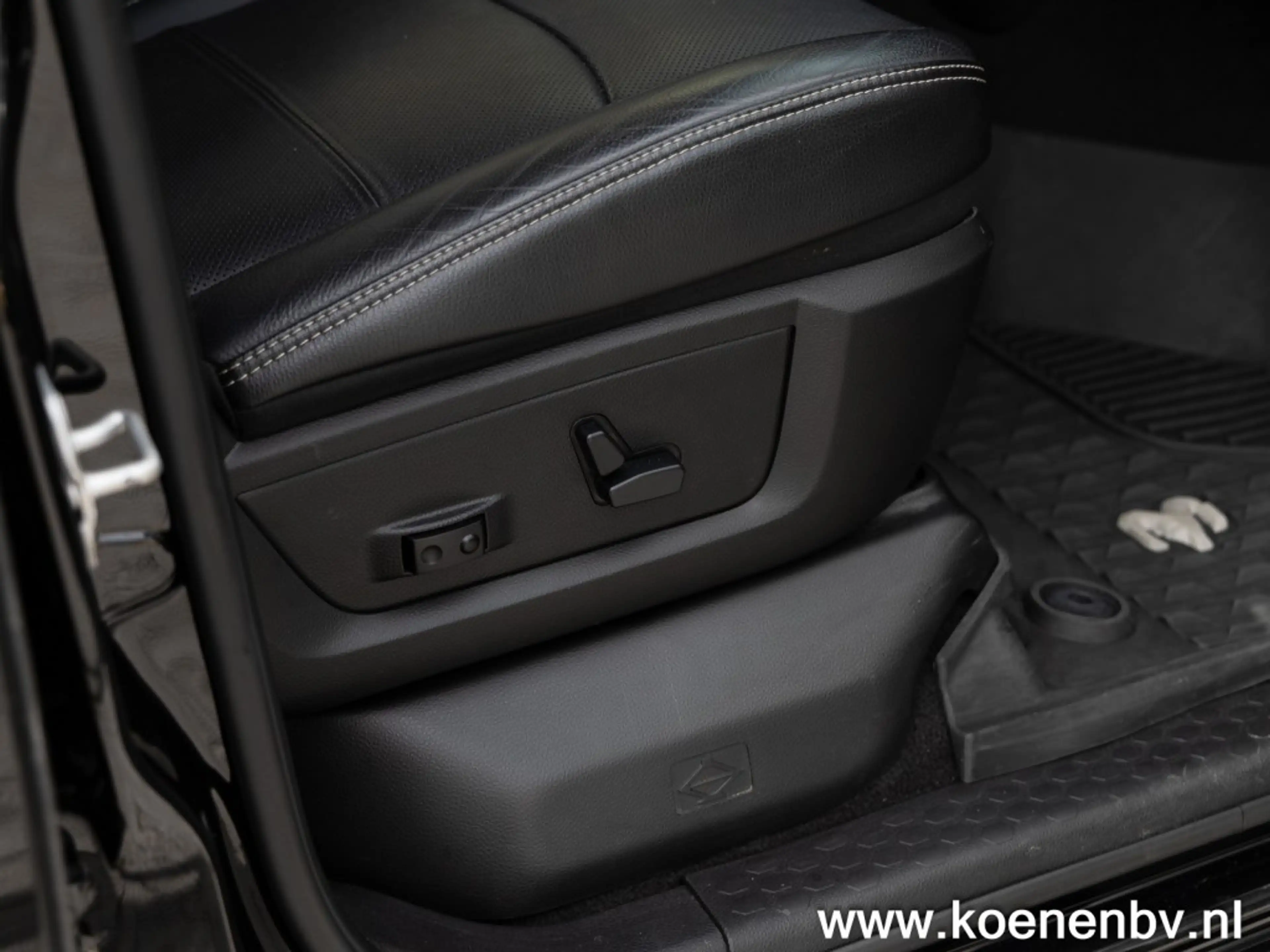 Dodge RAM Powerwagon 2500 6.4 V8 Hemi Lier/ LPG/ B-Rijbewijs — photo 27