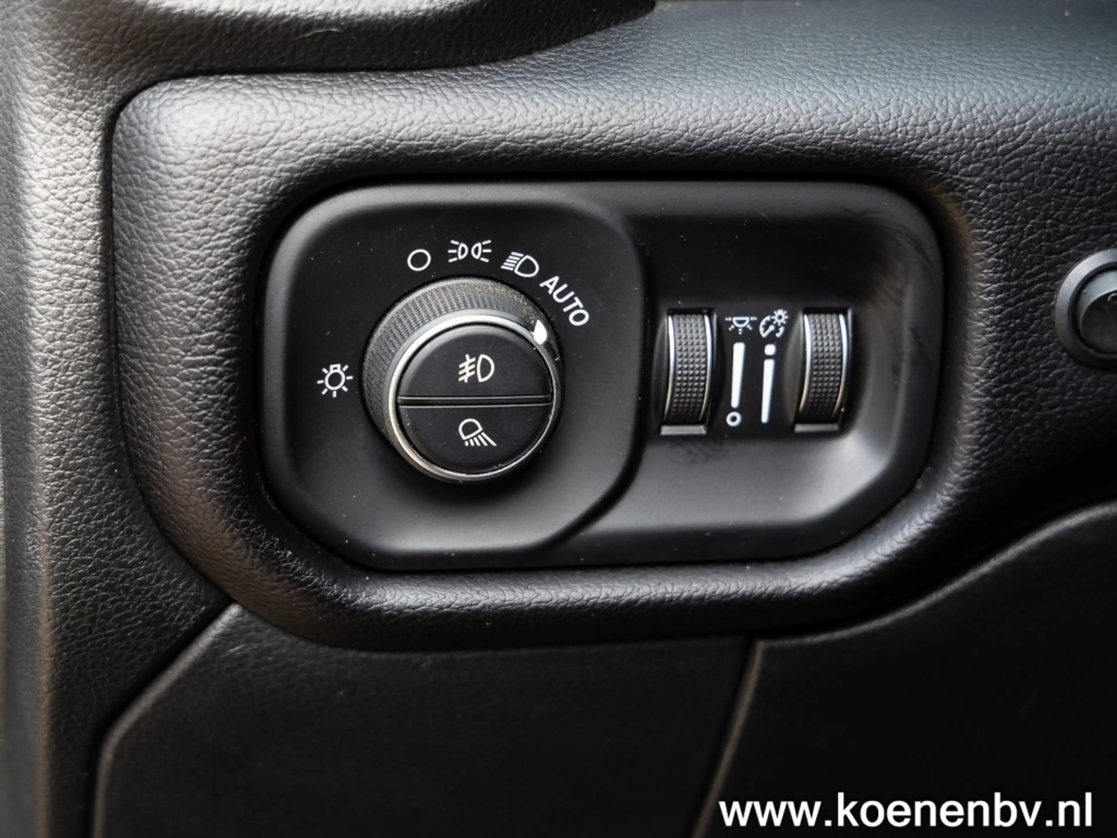 Dodge RAM Powerwagon 2500 6.4 V8 Hemi Lier/ LPG/ B-Rijbewijs — photo 46