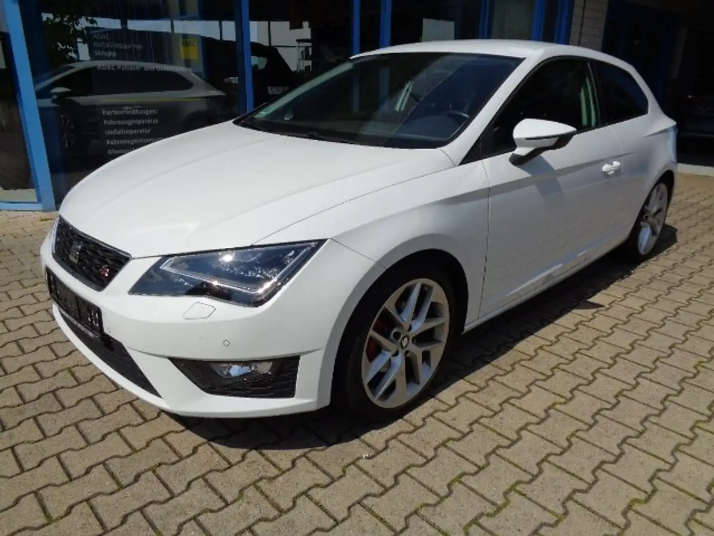 SEAT Leon 1,4 TSI FR Coupe LED/Winterpaket/Scheckheft Weiß - 1