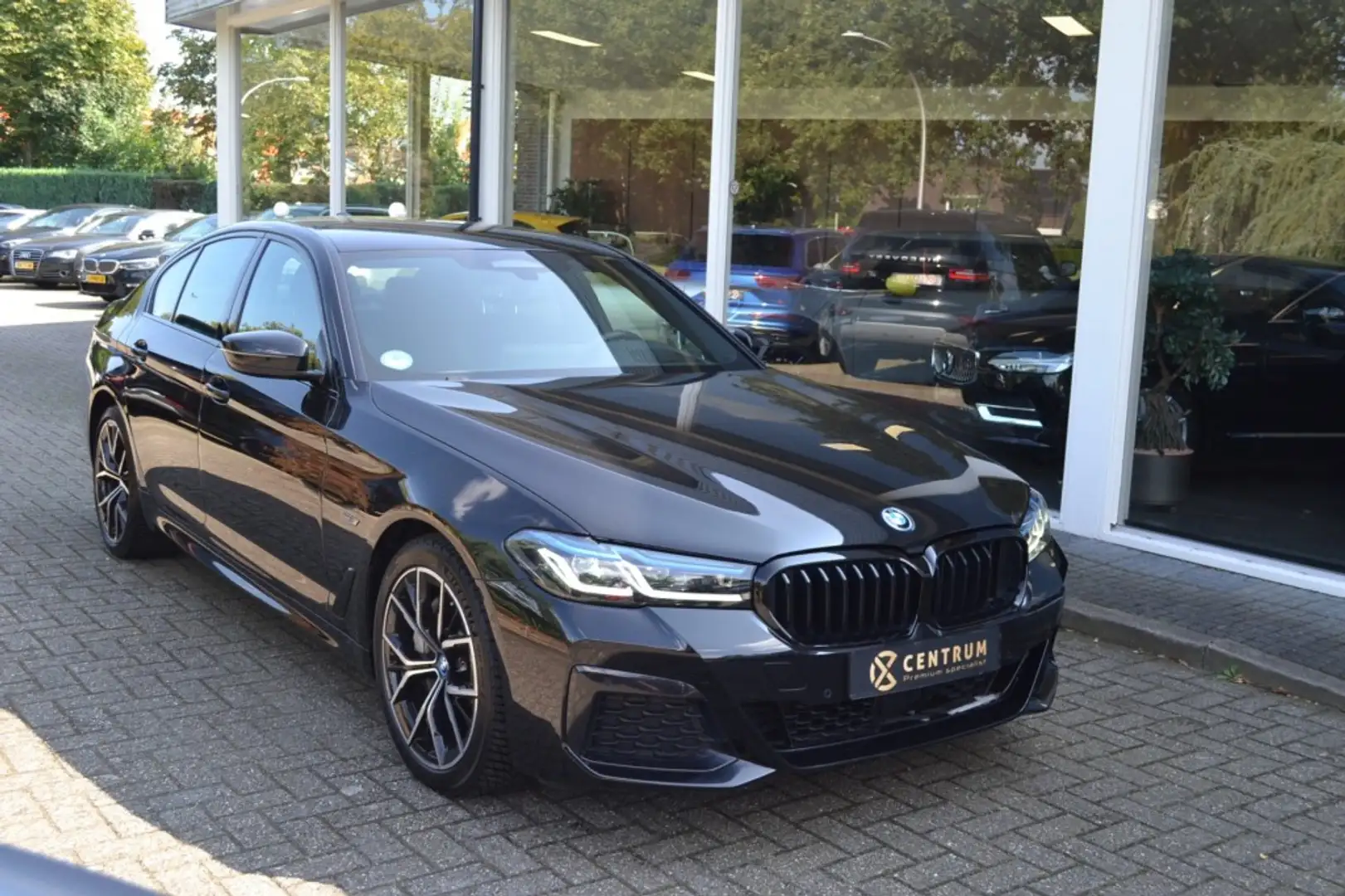 BMW 545 545 M SPORT Harman Kardon - Driv. Proff Negro - 2