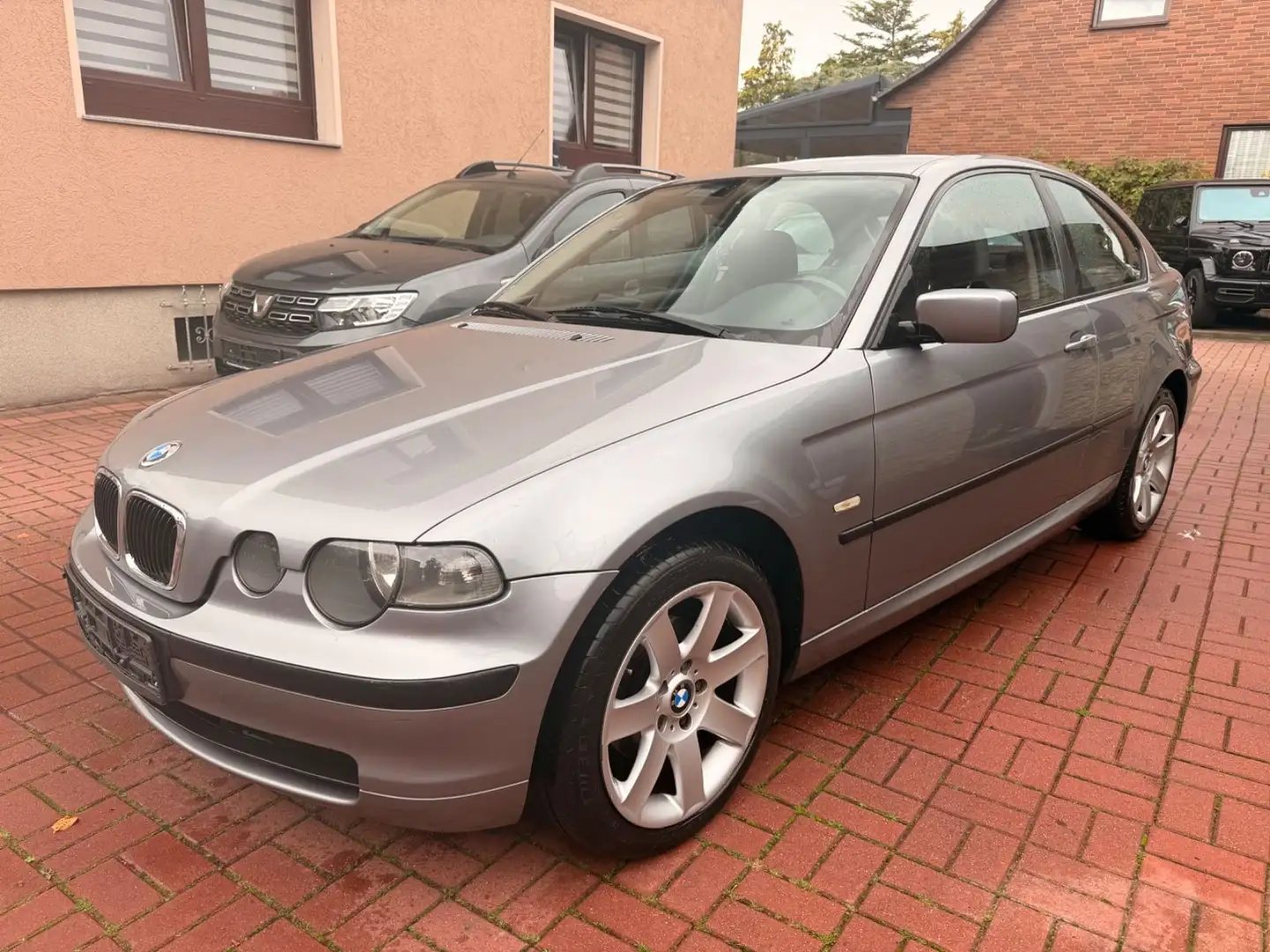 BMW 316 ti Compact KLIMA+17"ALU Grau - 1