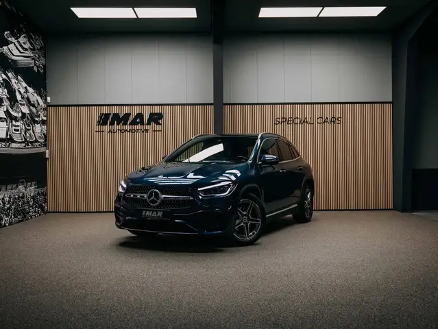 Mercedes-Benz GLA 180 d Business Solution AMG | AMG-Line | Pano | Stoelv