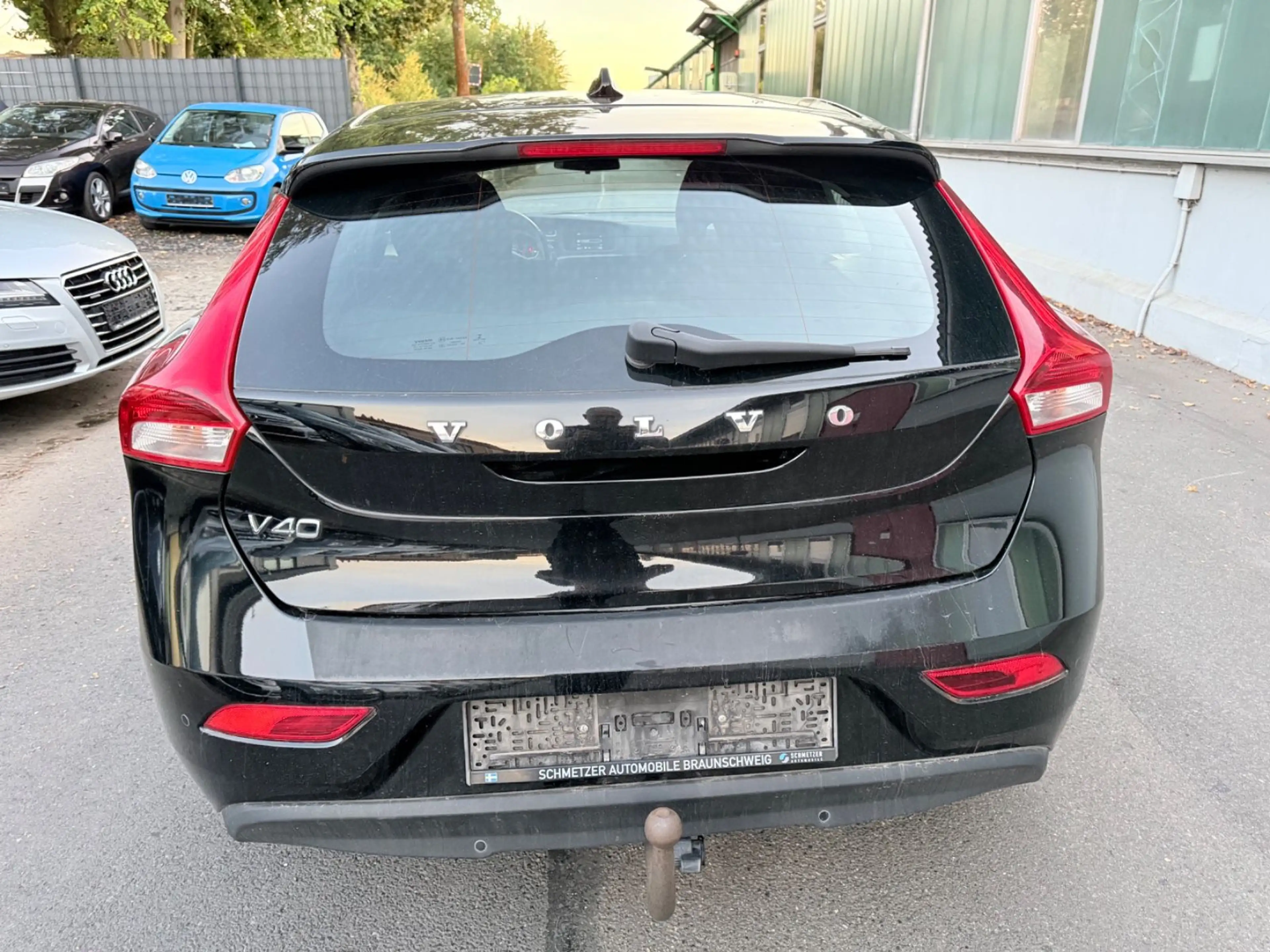 Volvo V40 Kinetic — photo 7