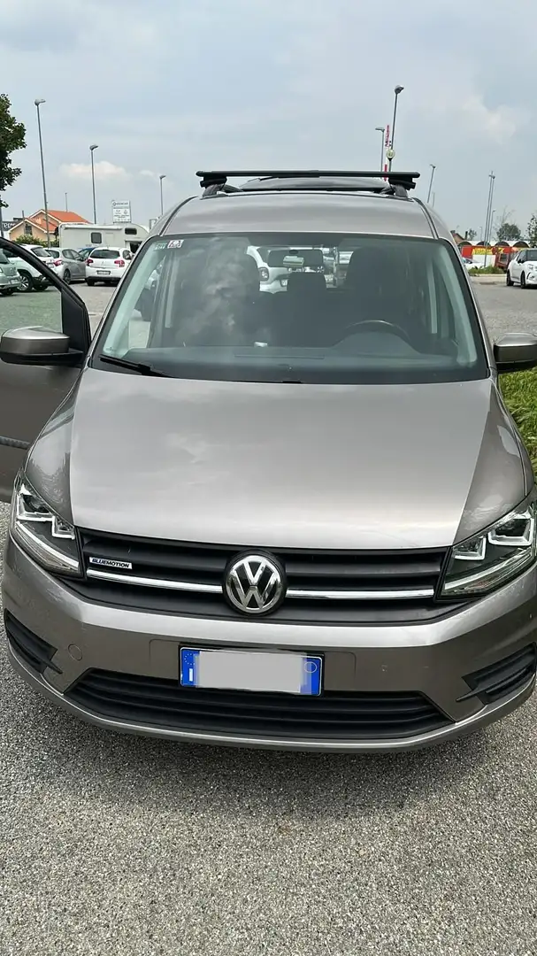 Volkswagen Caddy 1.4 Maxi TGI Grigio - 1