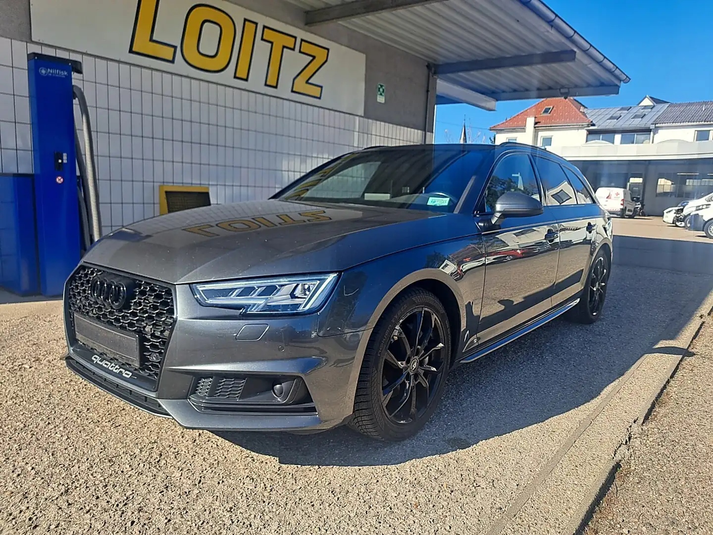 Audi A4 Avant 2,0 TDI quattro Sport S-tronic* Edition O... Grau - 1