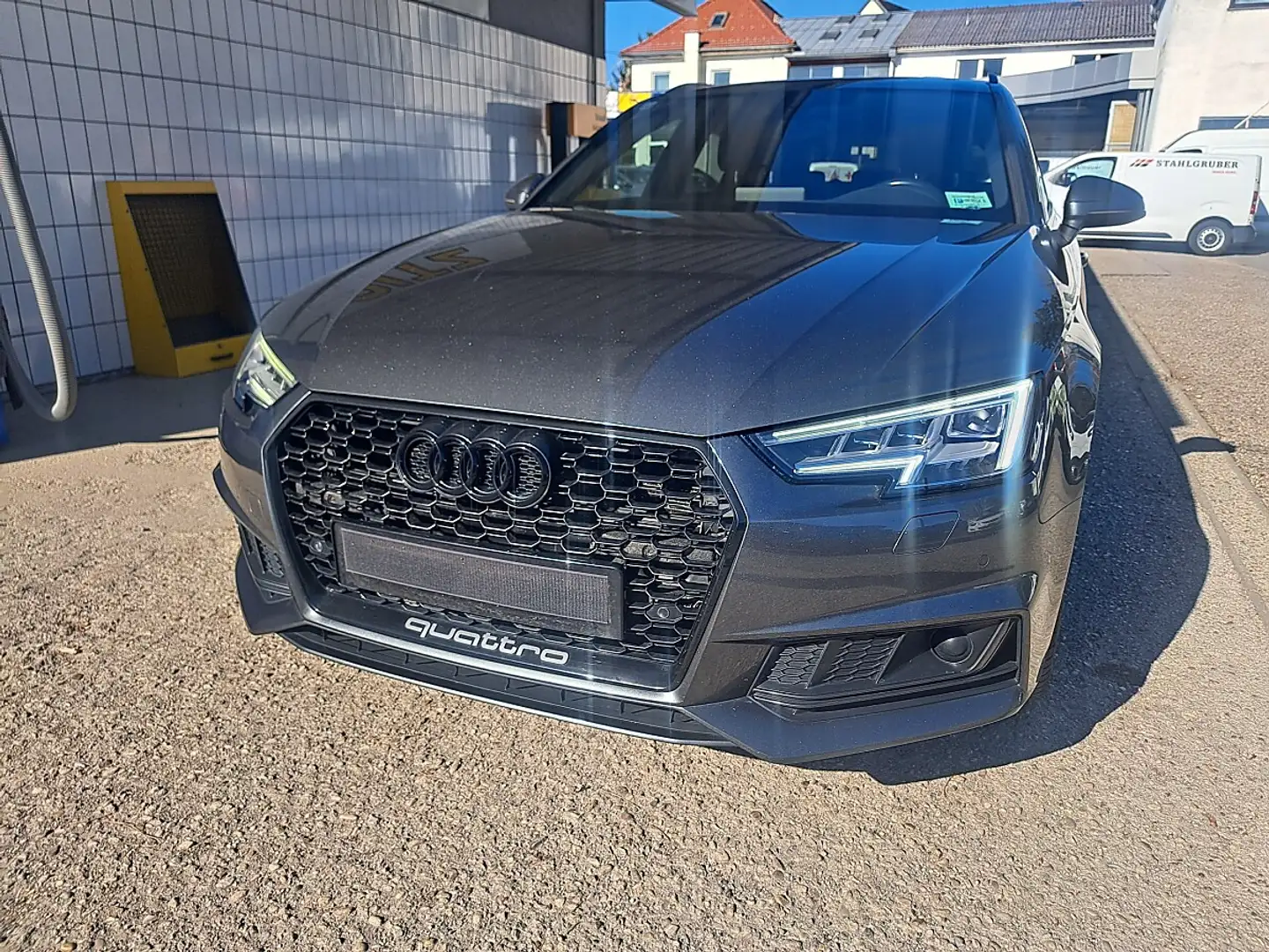 Audi A4 Avant 2,0 TDI quattro Sport S-tronic* Edition O... Grau - 2