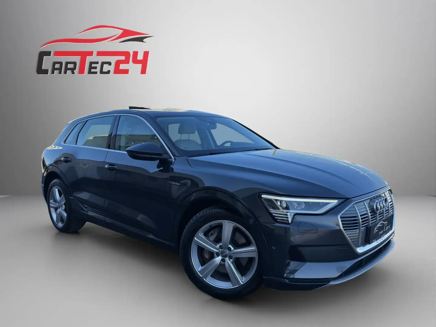Audi e-tron 55 quattro 95kWh Advanced *EXPORT/HÄNDLER* Grau - 1