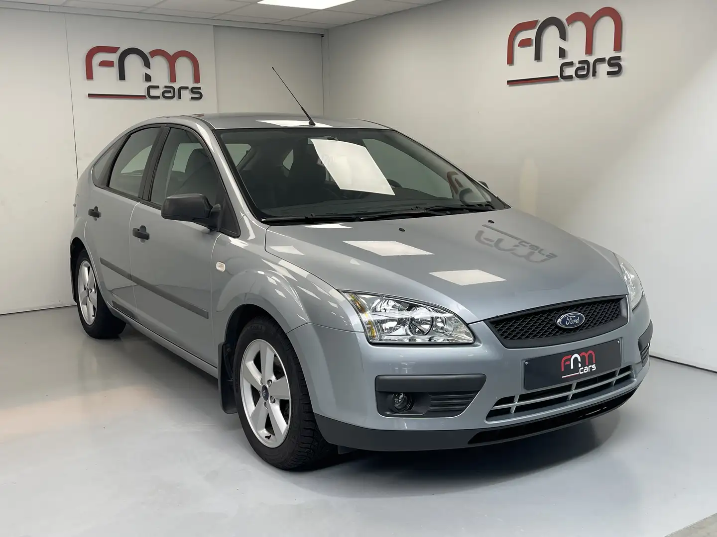 Ford Focus 1.6 TDCi Airco Cruise Aluvelgen Word gekeurd Argent - 1
