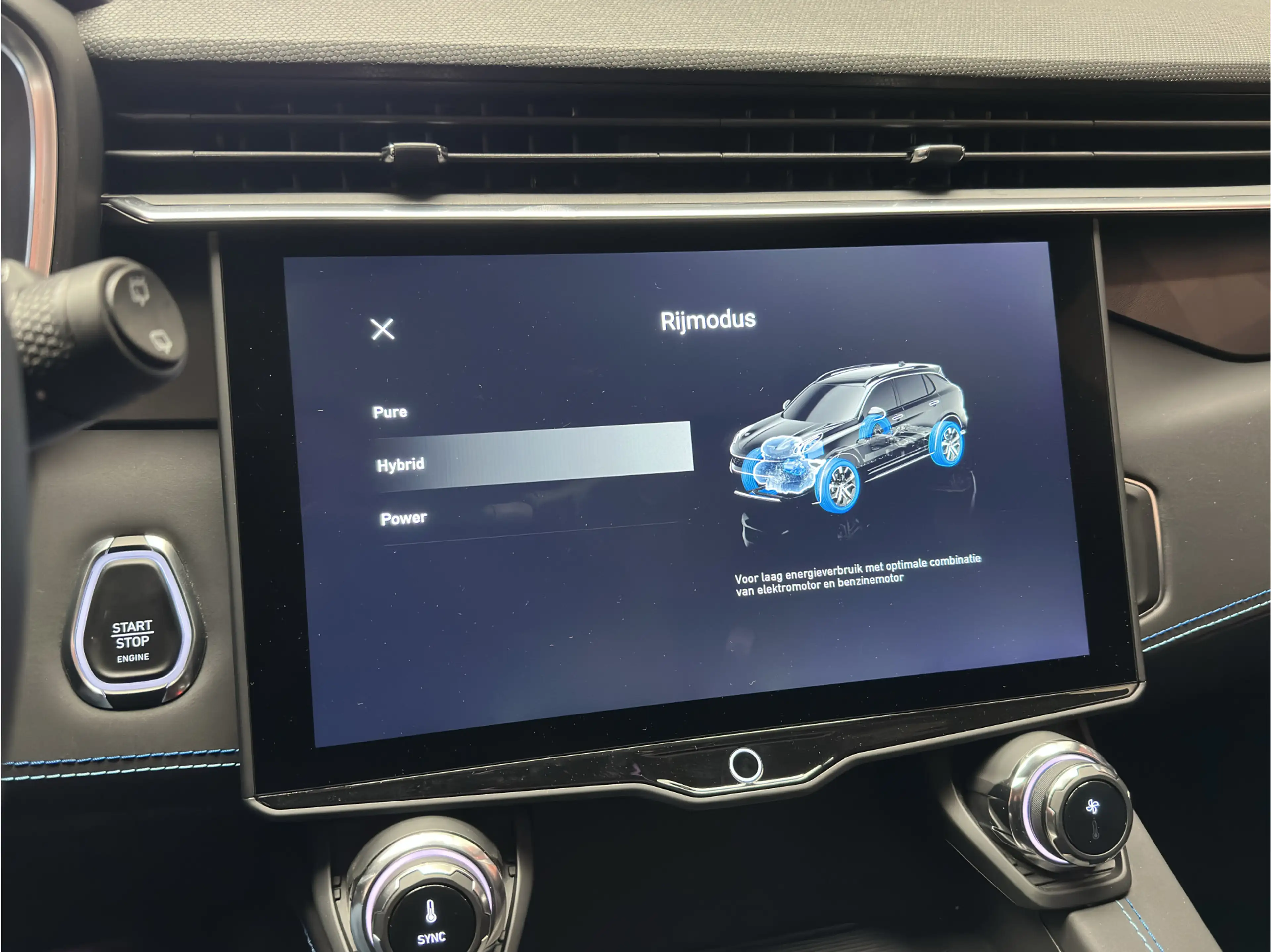 Lynk & Co 01 1.5 6.6kW FACELIFT ZWARTE HEMEL 360 CAMERA ADAPTIV — photo 49