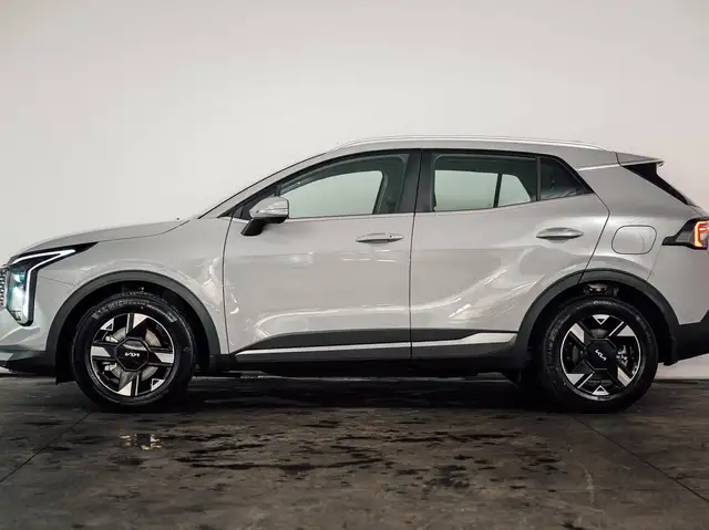 Kia Sportage view 2