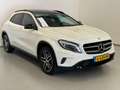Mercedes-Benz GLA 250 4Matic / Offroad / Night / Pano / Trekhaak Weiß - thumbnail 2