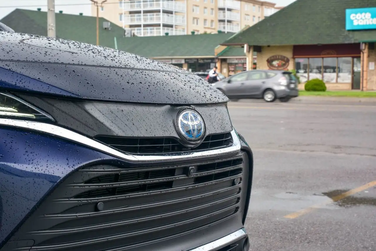 Toyota Venza снимка Toyota Venza