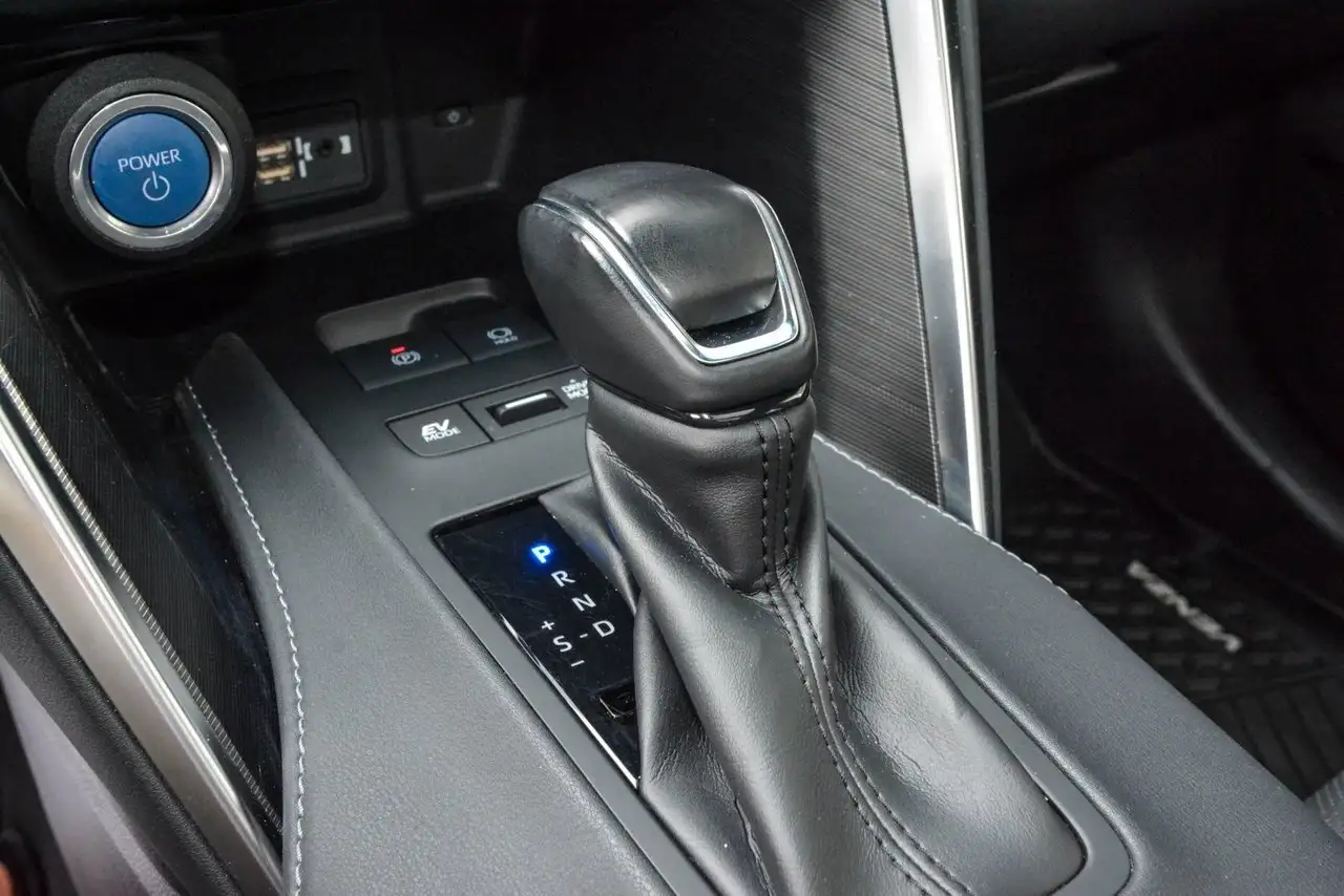 Toyota Venza снимка Toyota Venza