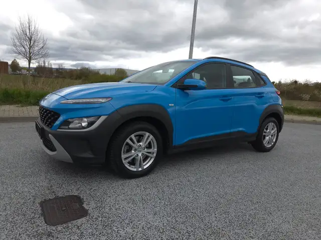 Hyundai KONA Select Mild-Hybrid 2WD